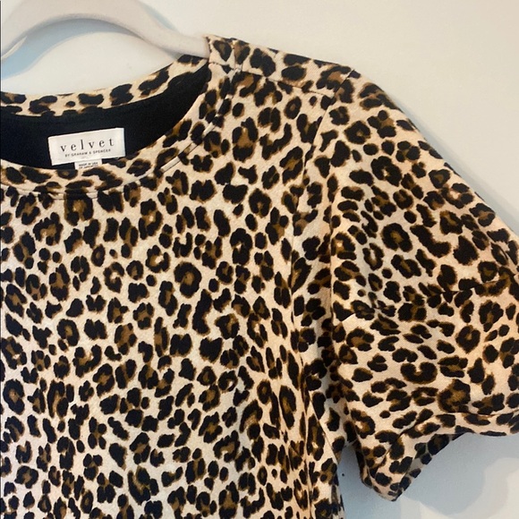 Velvet by Graham & Spencer Jolene Leopard print Puff Sleeve Sheath Dress - Picture 6 of 12